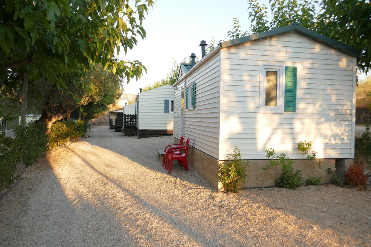 Готель Camping Port Massaluca La Pobla de Massaluca Екстер'єр фото